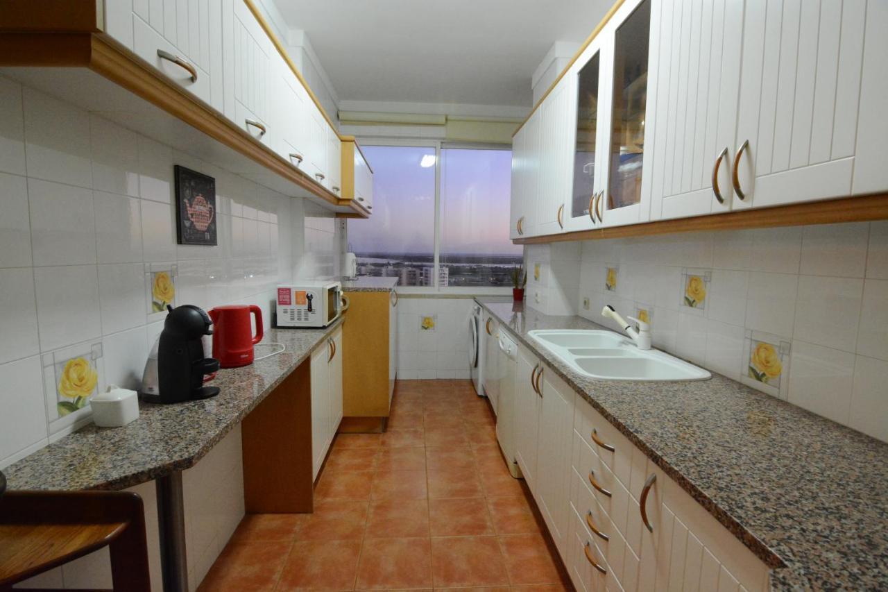 Wonderful View In The City Center District de District de Faro Extérieur photo